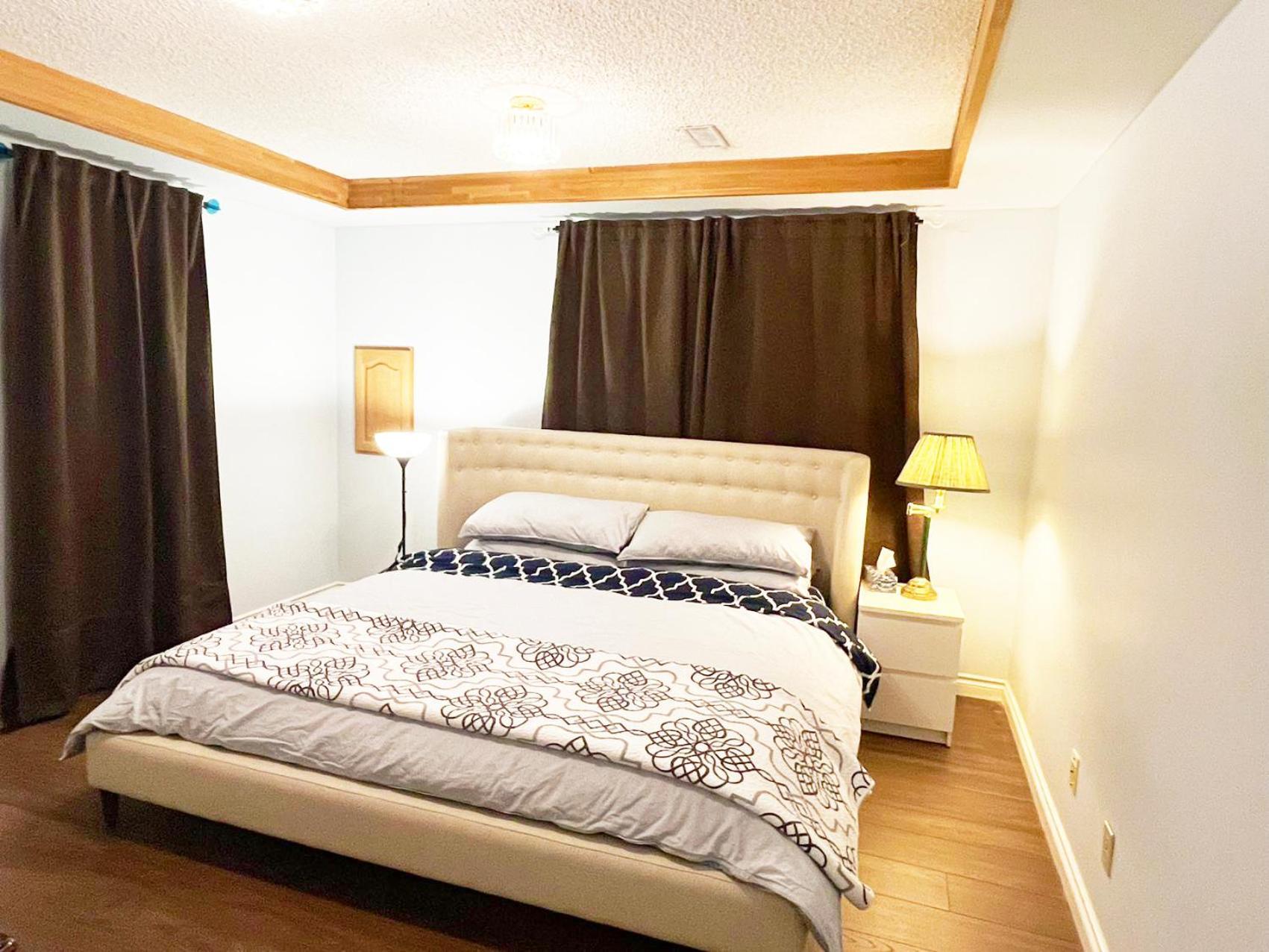Private Suite With Private Entrance King Bed Ричмънд Екстериор снимка