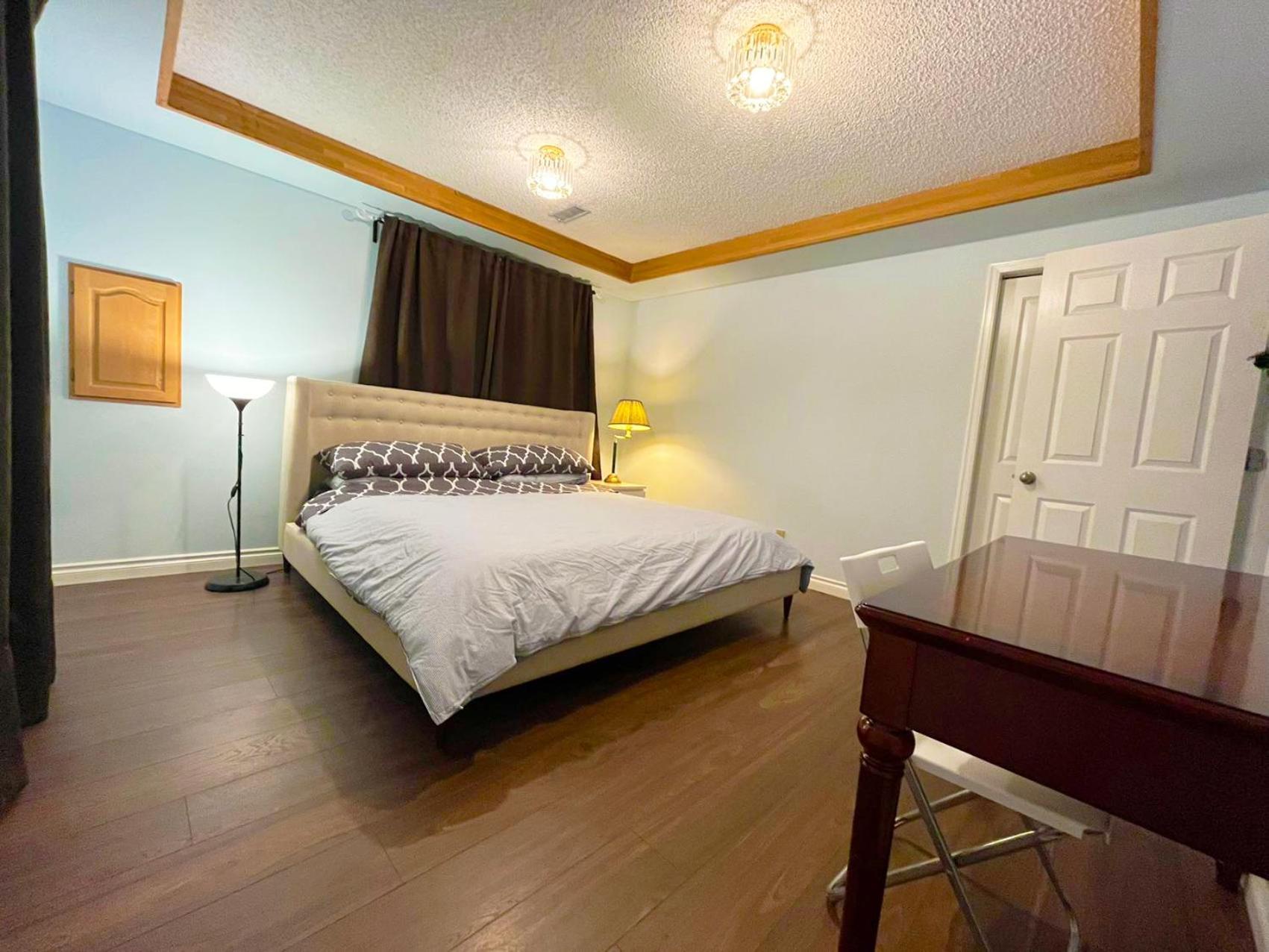 Private Suite With Private Entrance King Bed Ричмънд Екстериор снимка